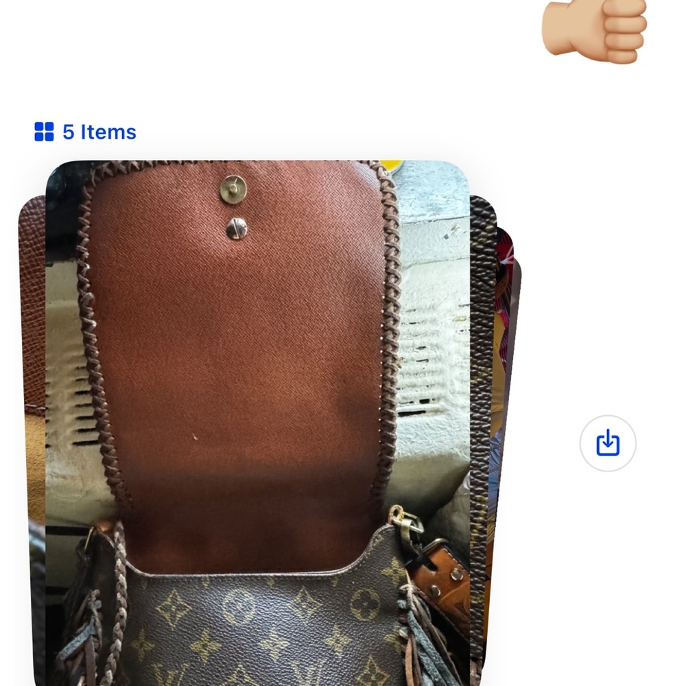 SEND OFFERS❤️LV BOHO Shoulder Fringe Cross Body In wonderful condition AUTHENTIC - Picture 5 of 10